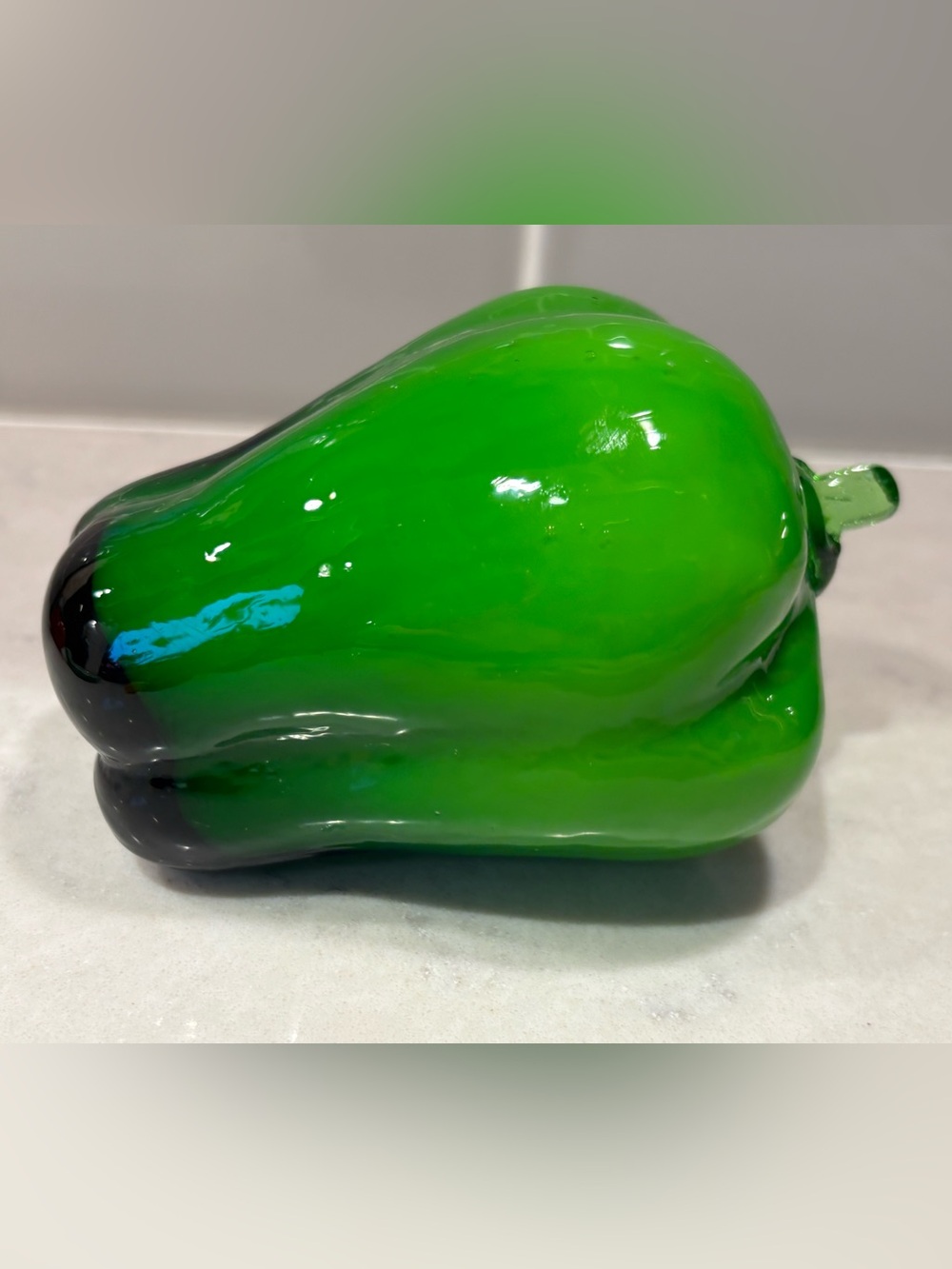 Vintage 🫑 Murano style blown glass green pepper